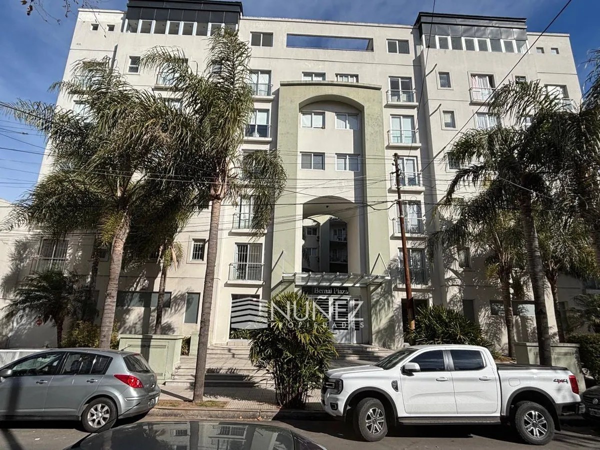 Apartamento de 3 ambientes com 2 quartos em Bernal, Quilmes