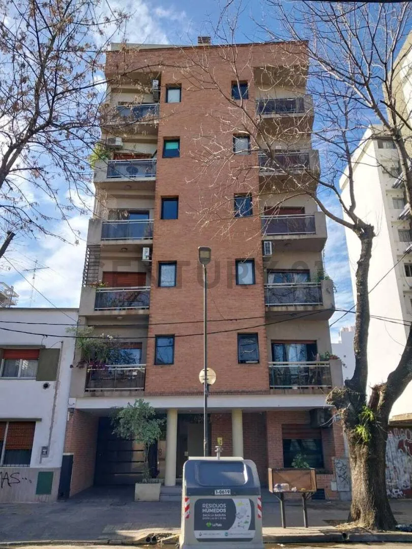 Apartamento de 2 dormitórios mobiliado em La Plata