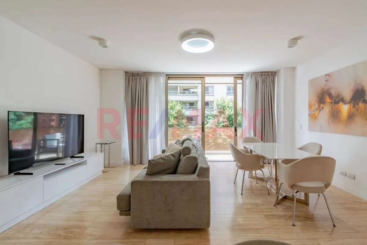 Apartamento de dois ambientes novo com vaga fixa e depósito em Puerto Madero