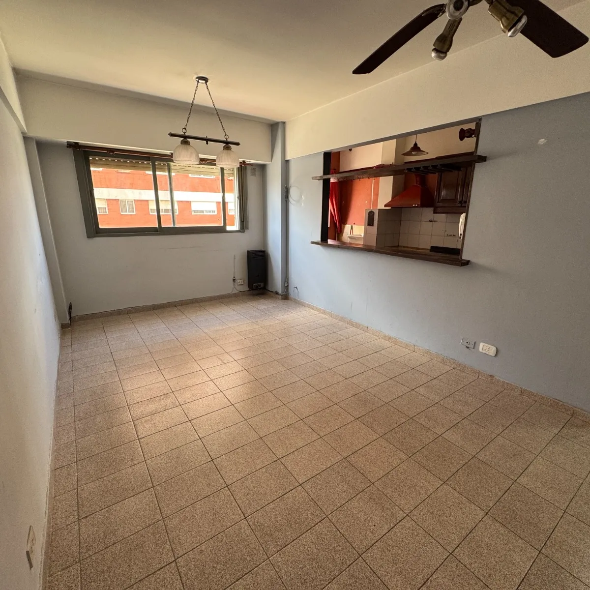 Apartamento de 2 ambientes para aluguel em Avellaneda