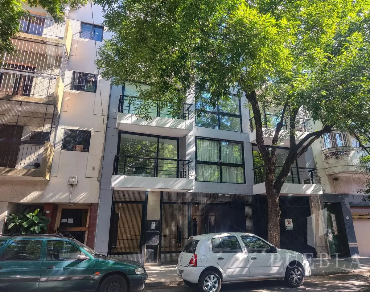 Apartamento de dois ambientes novo no 9º andar em San Telmo com vaga de garagem fixa