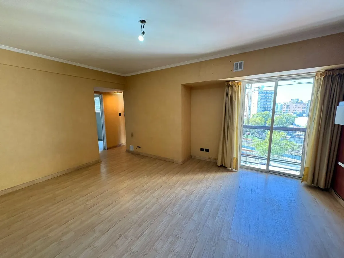 Apartamento de 2 ambientes em Lanús Oeste