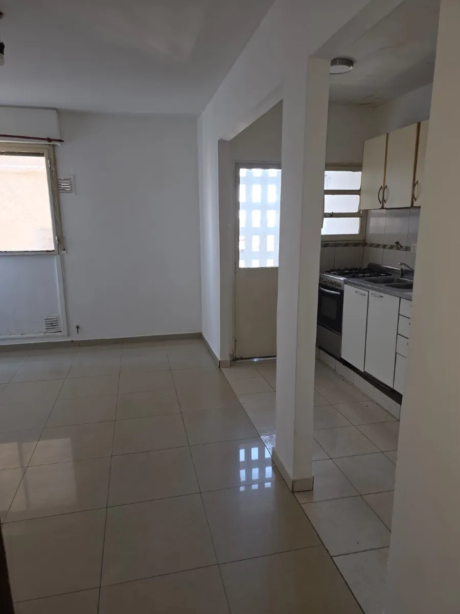 Three-room apartment in Villa Urquiza