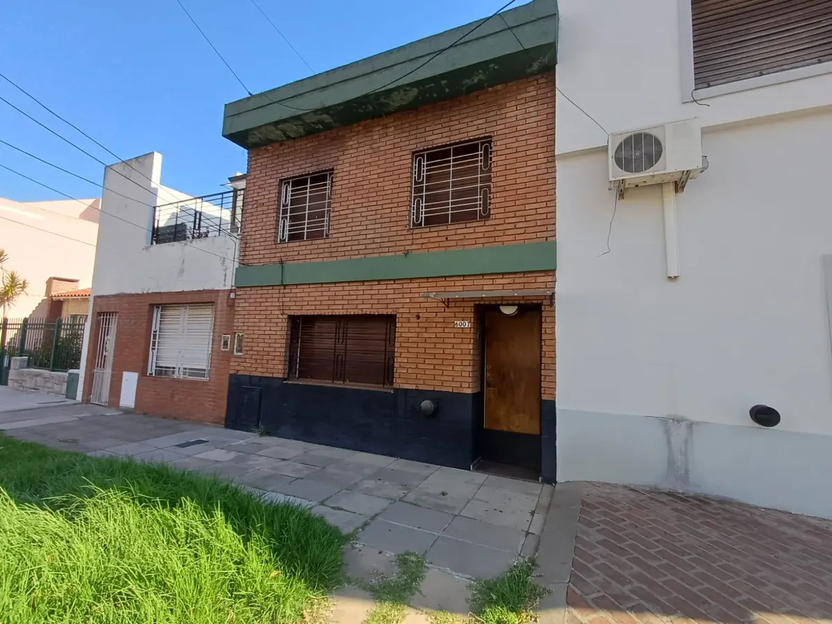 PH de 3 ambientes al frente con 2 dormitorios en Wilde