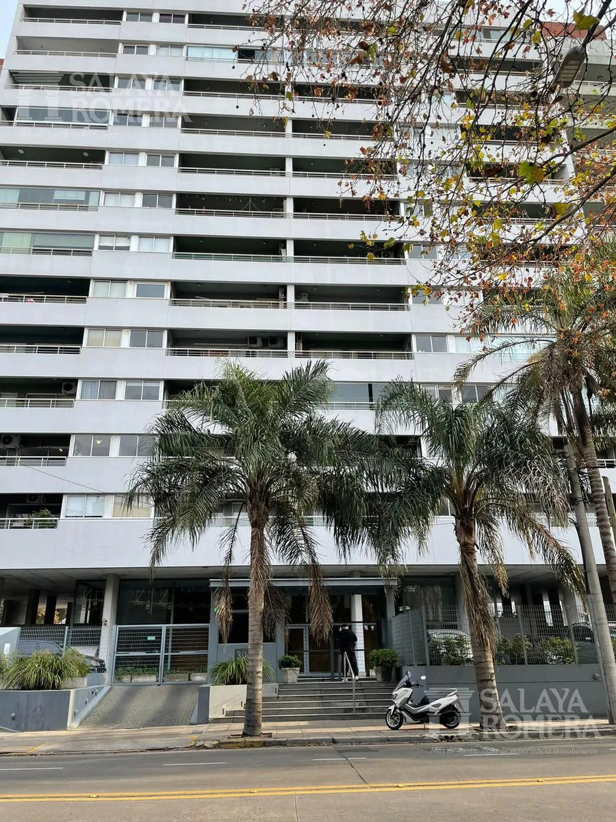 Departamento de 2 ambientes en Olivos con cochera