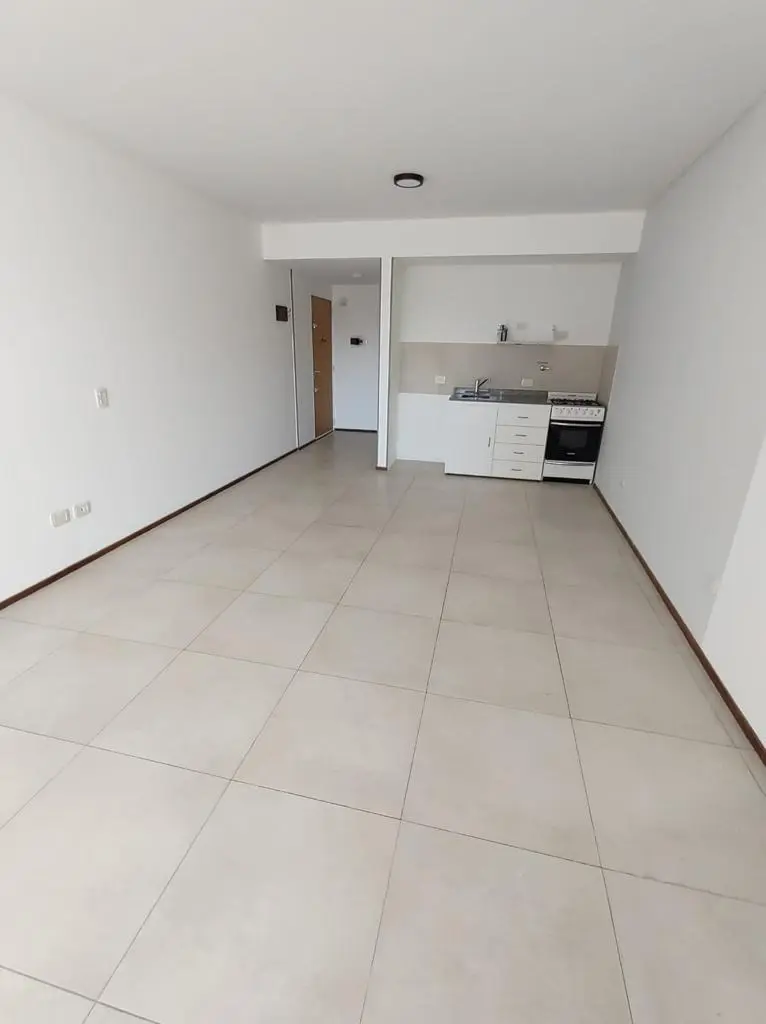 Квартира-студия 39 m² с балконом в Flores