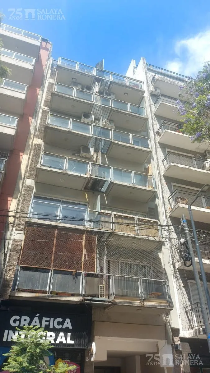 Monoambiente amoblado en Recoleta con balcón a pulmón de manzana