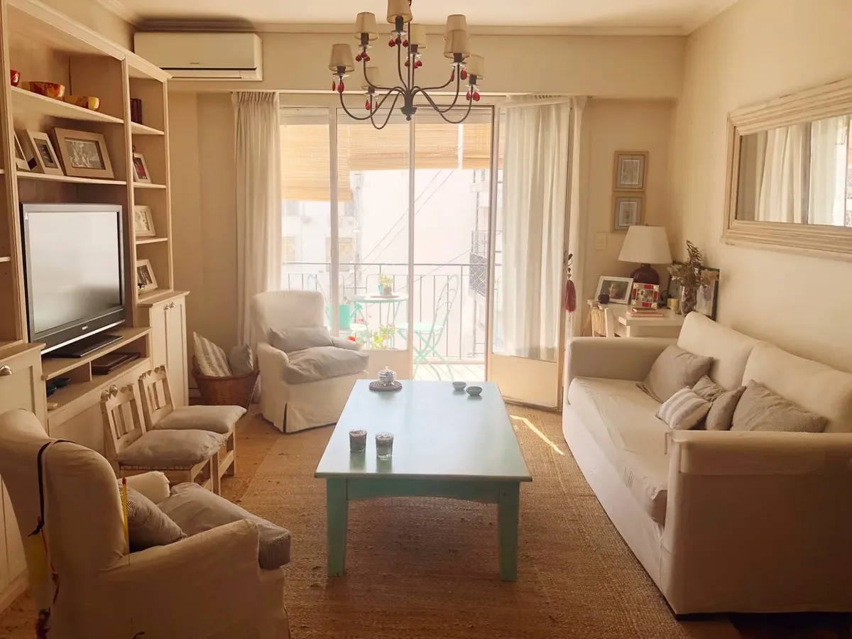 Apartamento meio andar de 3 ambientes em Recoleta