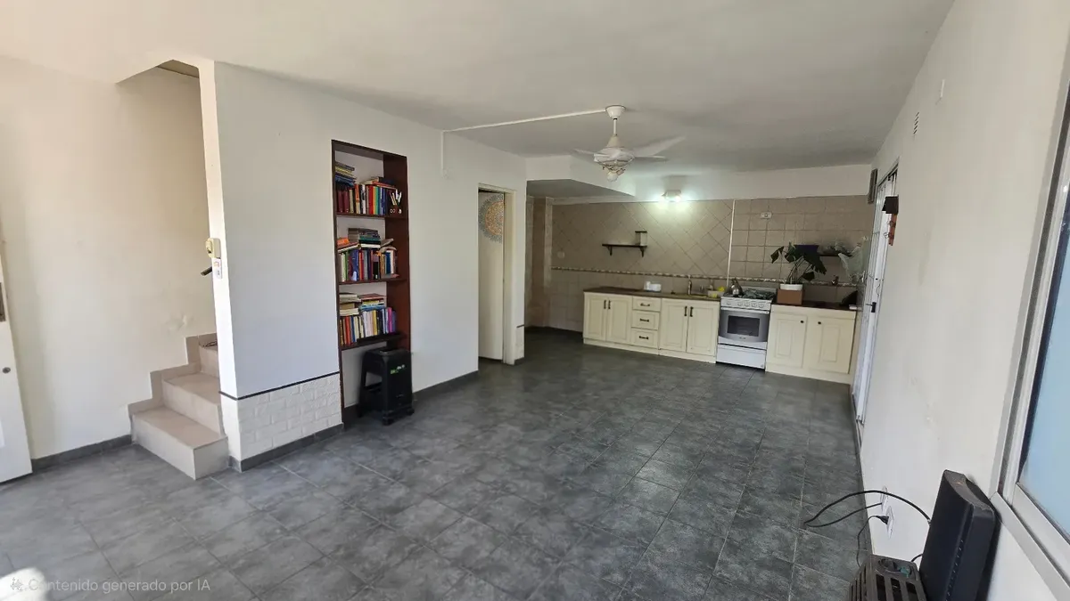 Apartamento dúplex de 2 dormitórios em José C. Paz com vaga de garagem (fixa)