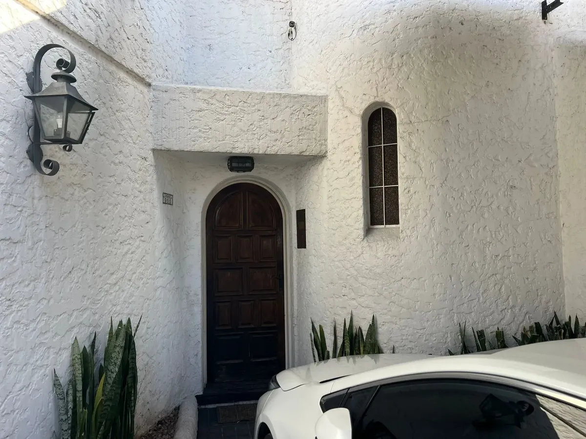 Casa En Alquiler 3 Amb