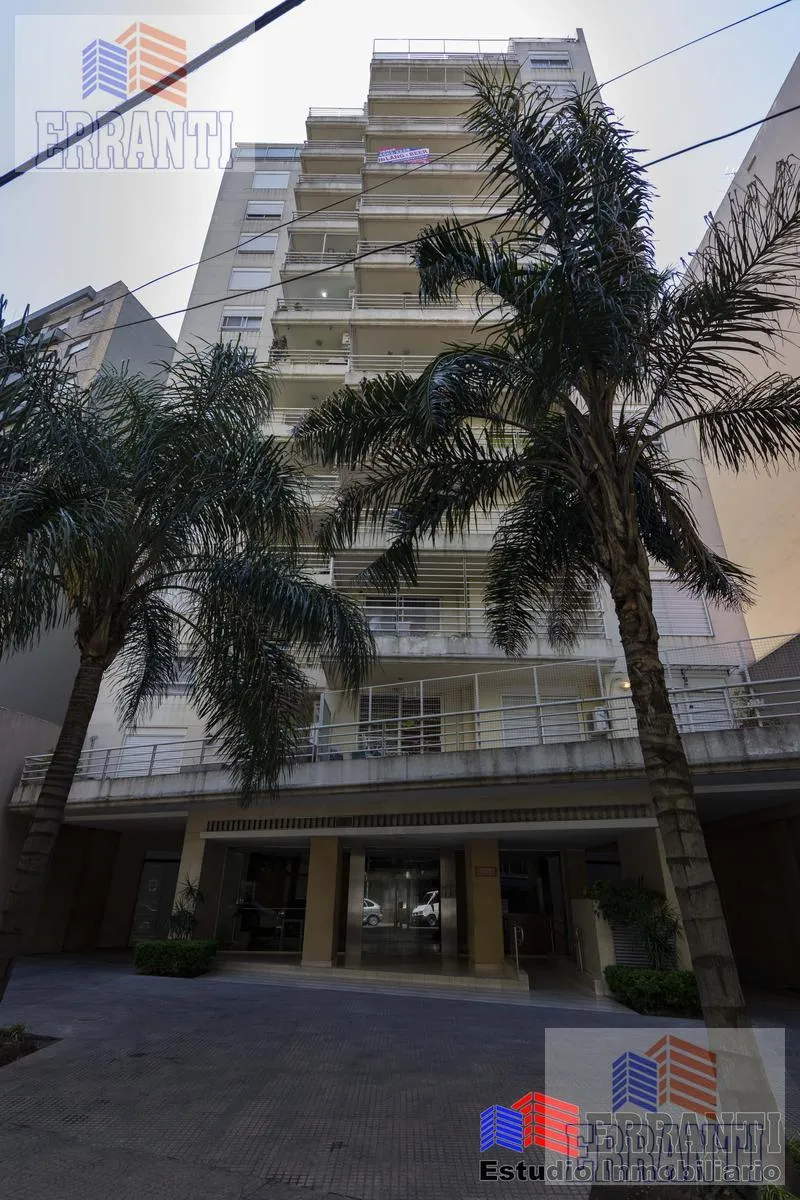 Departamento de 2 ambientes con balcón en Flores