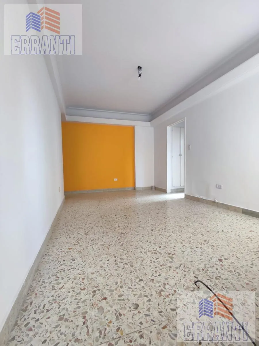 Квартира с 1 спальней в Villa Luro