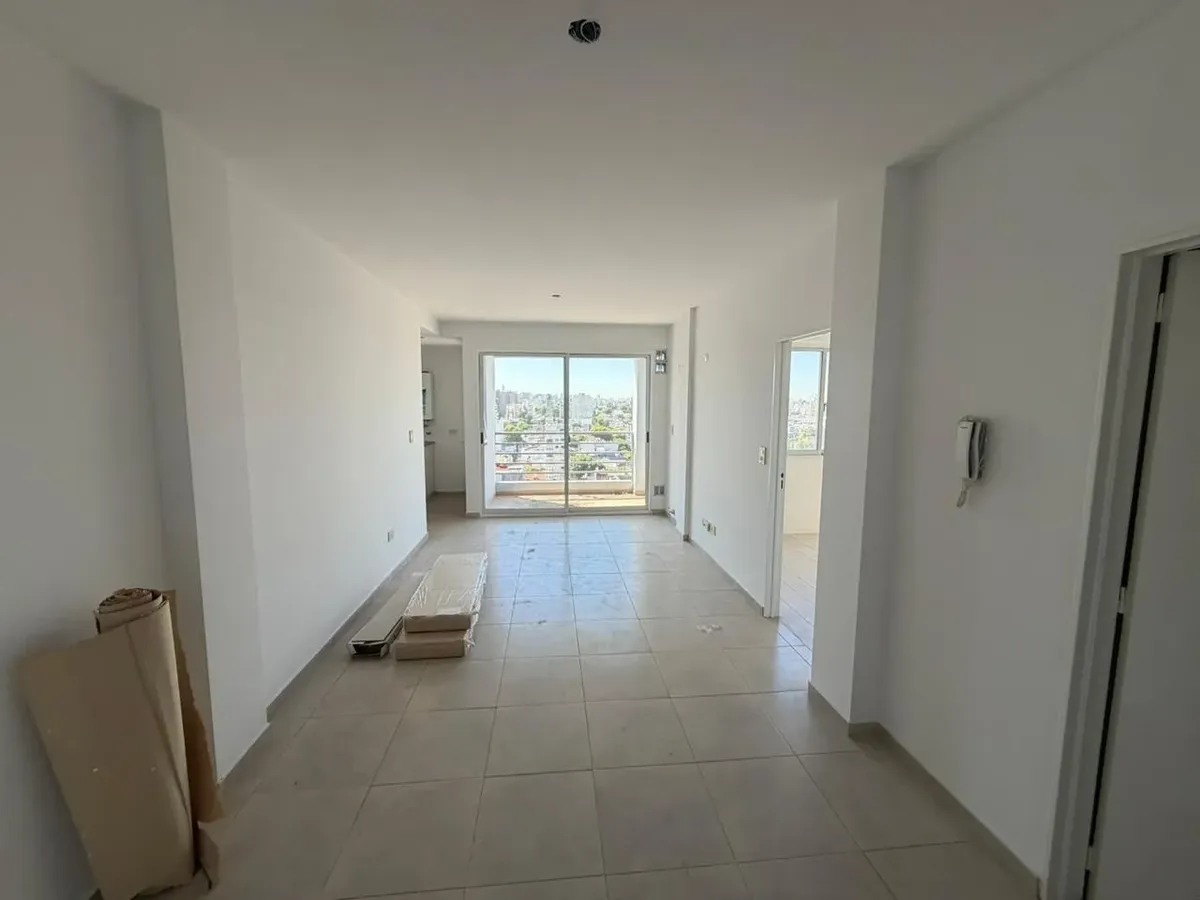 Двухкомнатная квартира с балконом в Boedo