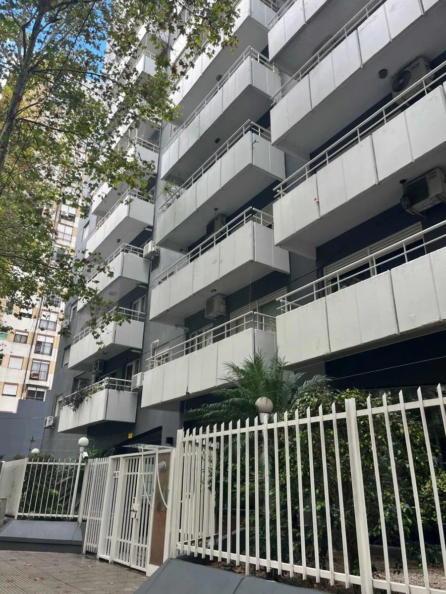 Apartamento de dois ambientes com vaga de garagem em Caballito