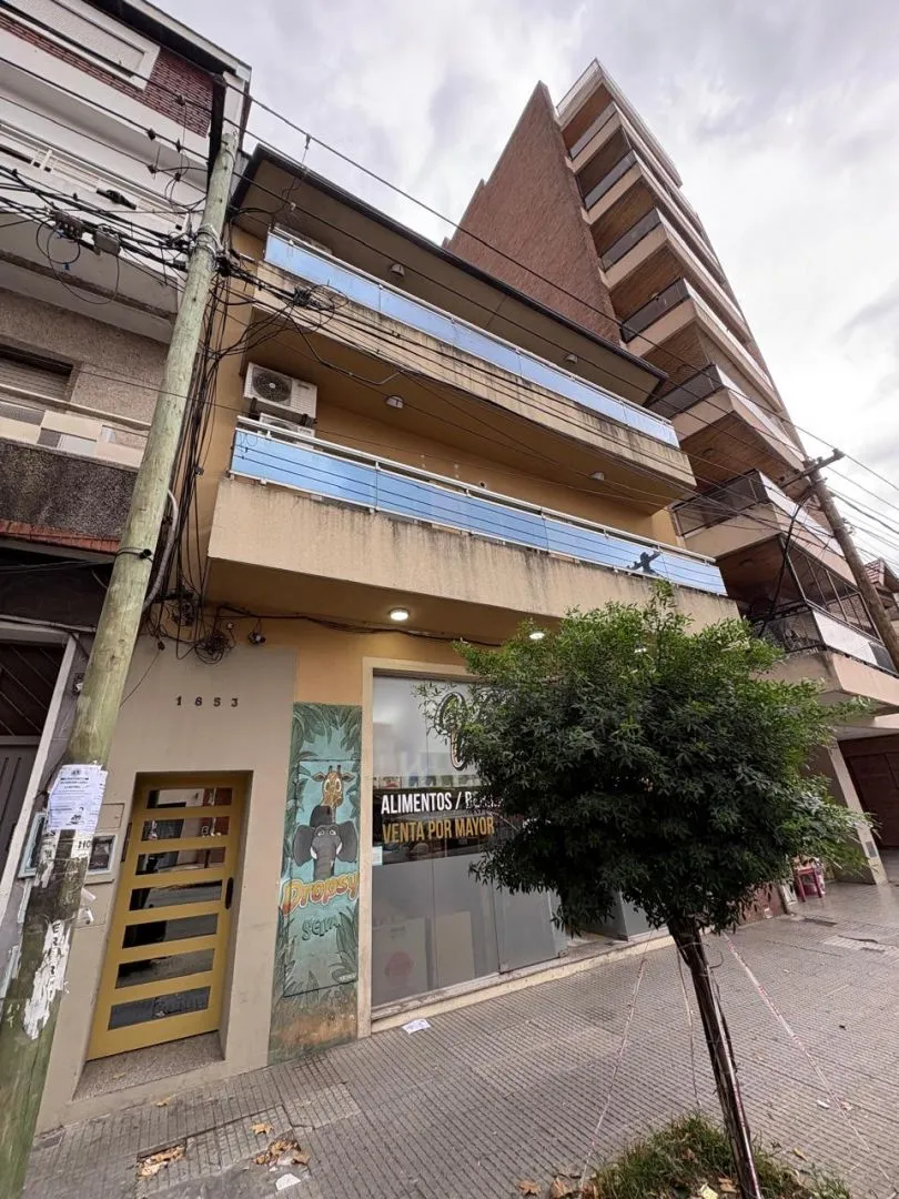 Apartamento de 2 dormitórios em Santos Lugares