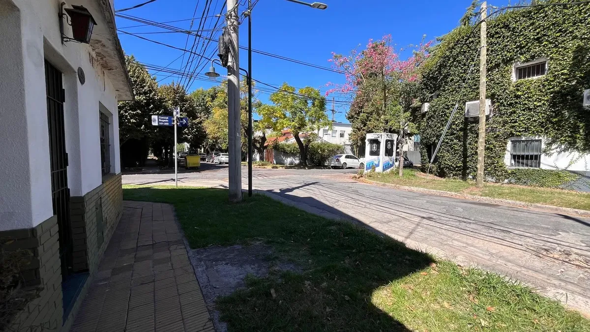 Apartamento PH com 2 dormitórios e jardim em Boulogne