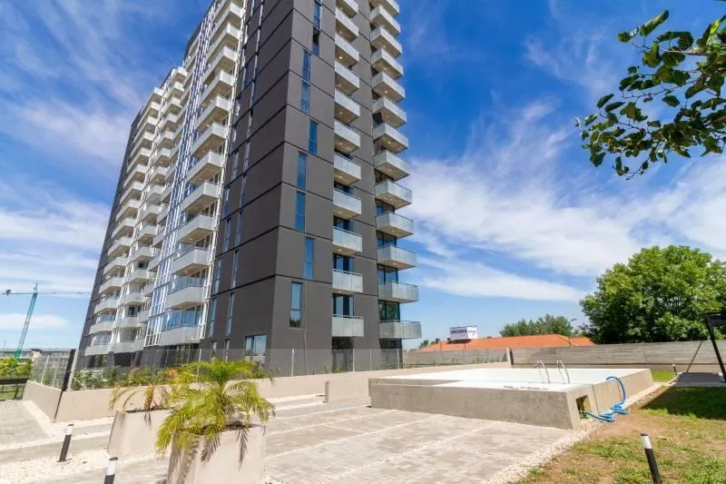Departamento de 2 ambientes con balcón en Tigre