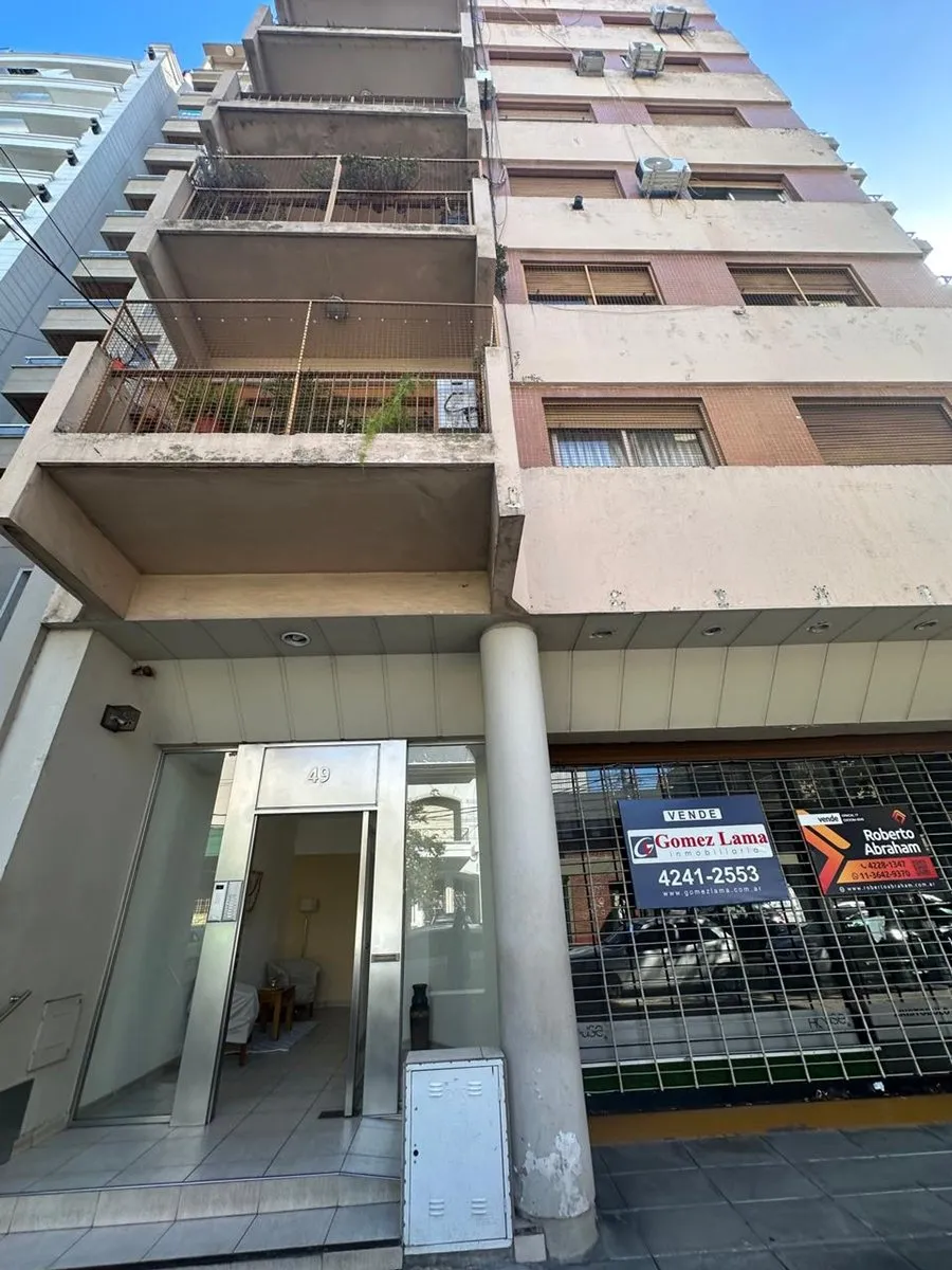 Apartamento de 3 ambientes com 2 quartos em Lanús Oeste