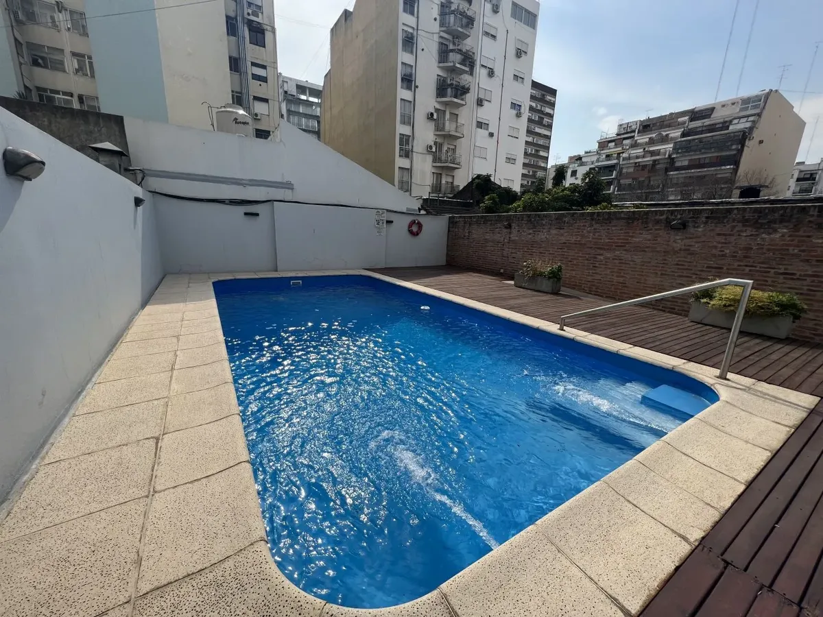 Departamento de 2 ambientes con patio en Belgrano