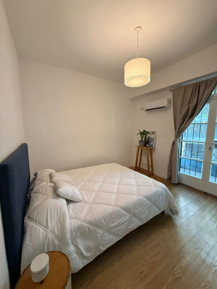 Apartamento de dois ambientes com varanda em Palermo