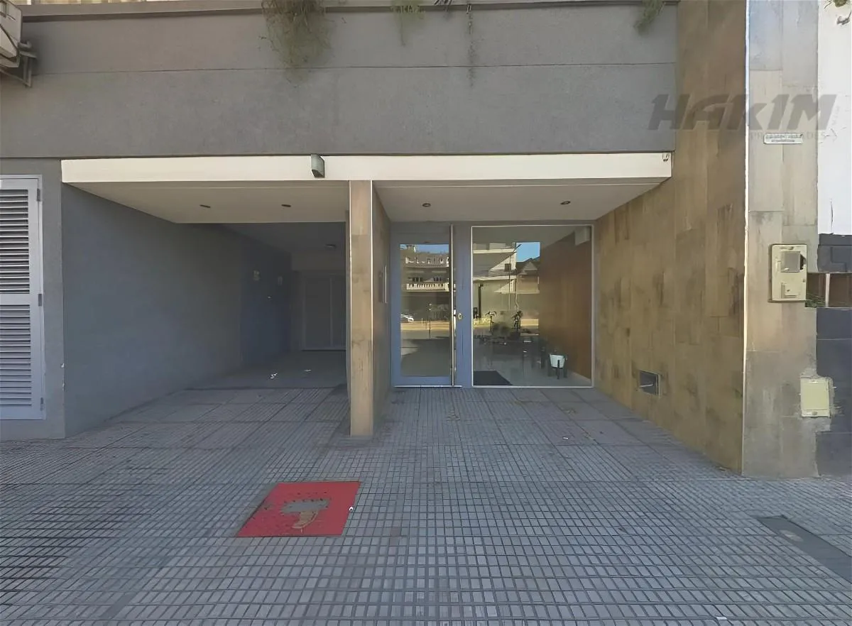 Kitnet com varanda em Villa Crespo