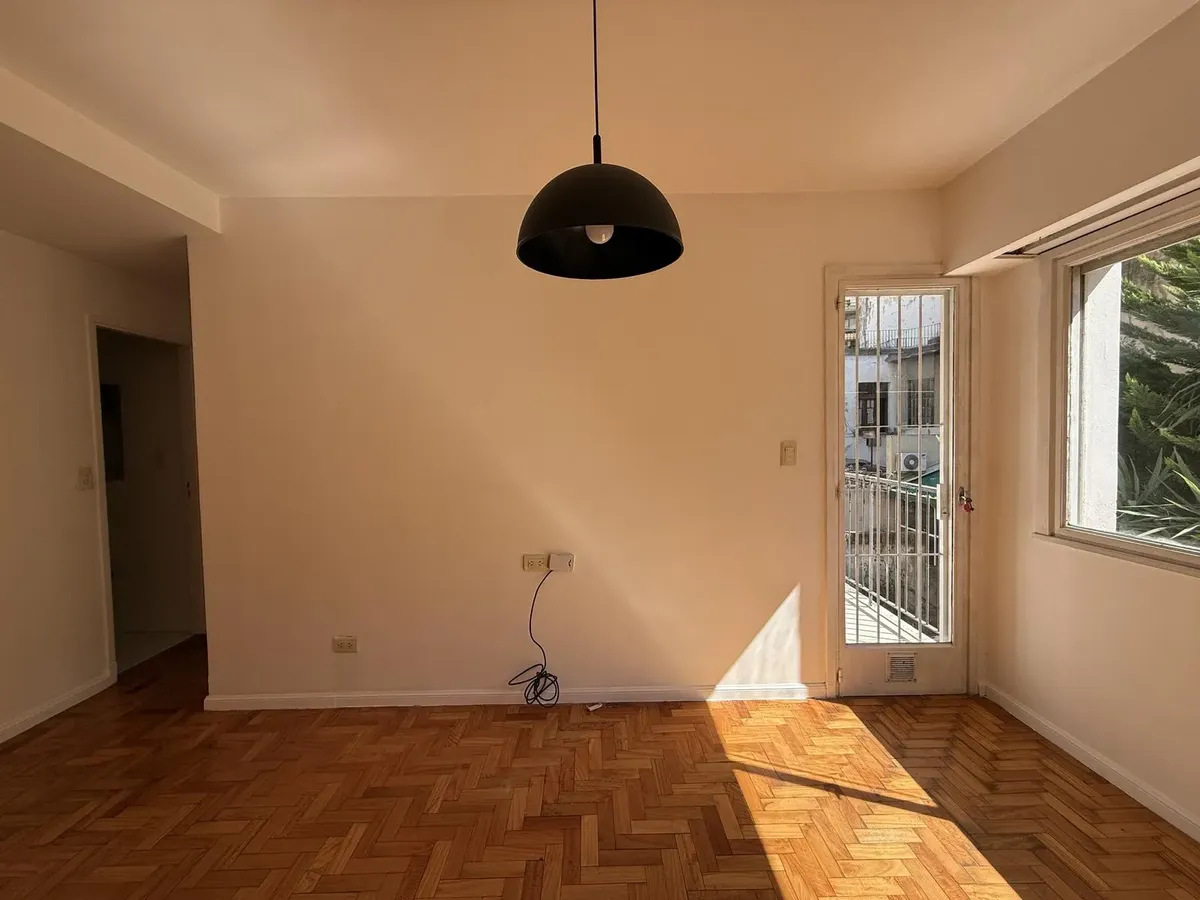 Apartamento de dois quartos em Recoleta