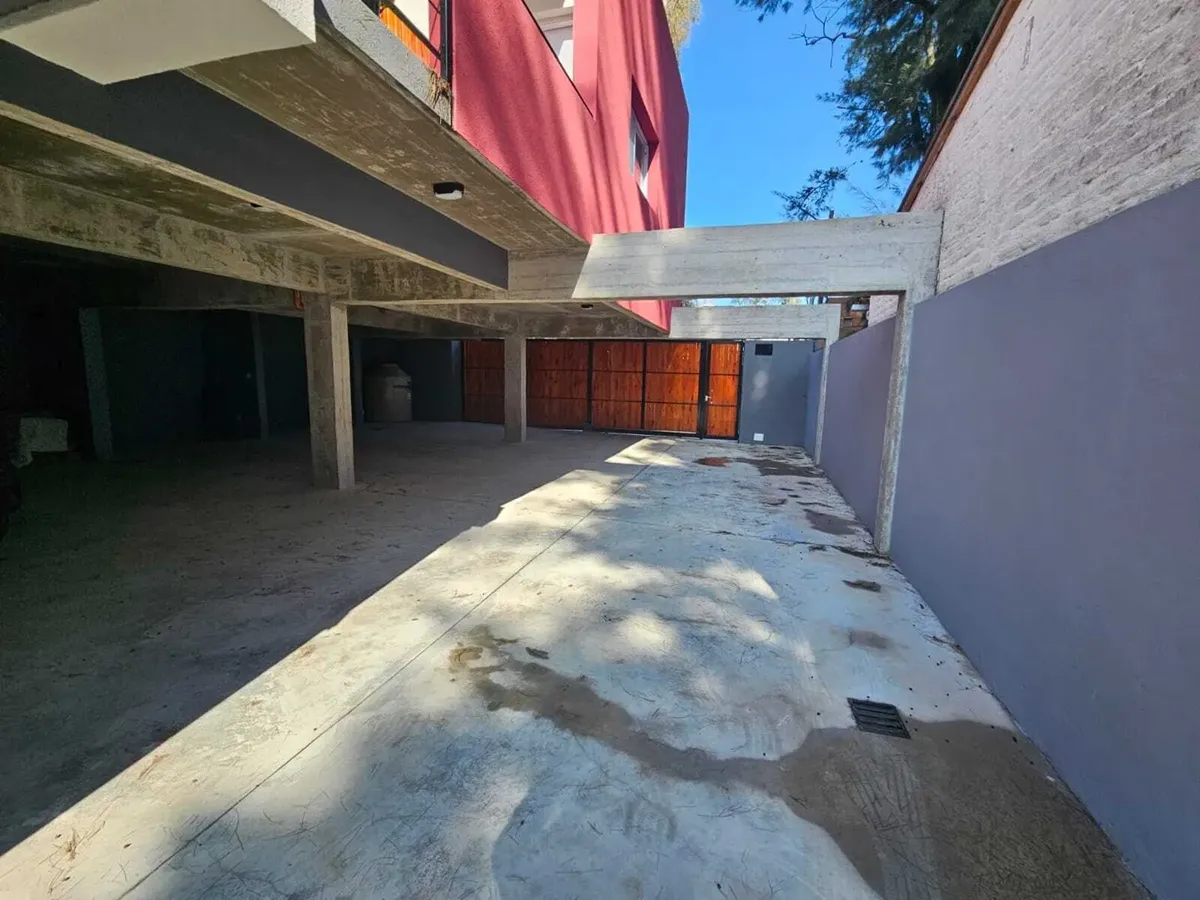Brand-new one-bedroom apartment with private terrace in Pilar