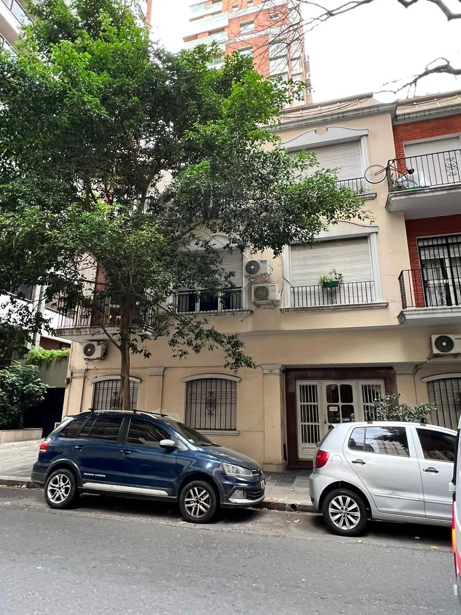 Kitnet com cozinha separada e ar-condicionado na rua em Belgrano