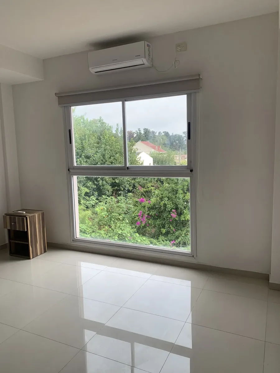 Departamento de 1 dormitorio en Almirante Brown