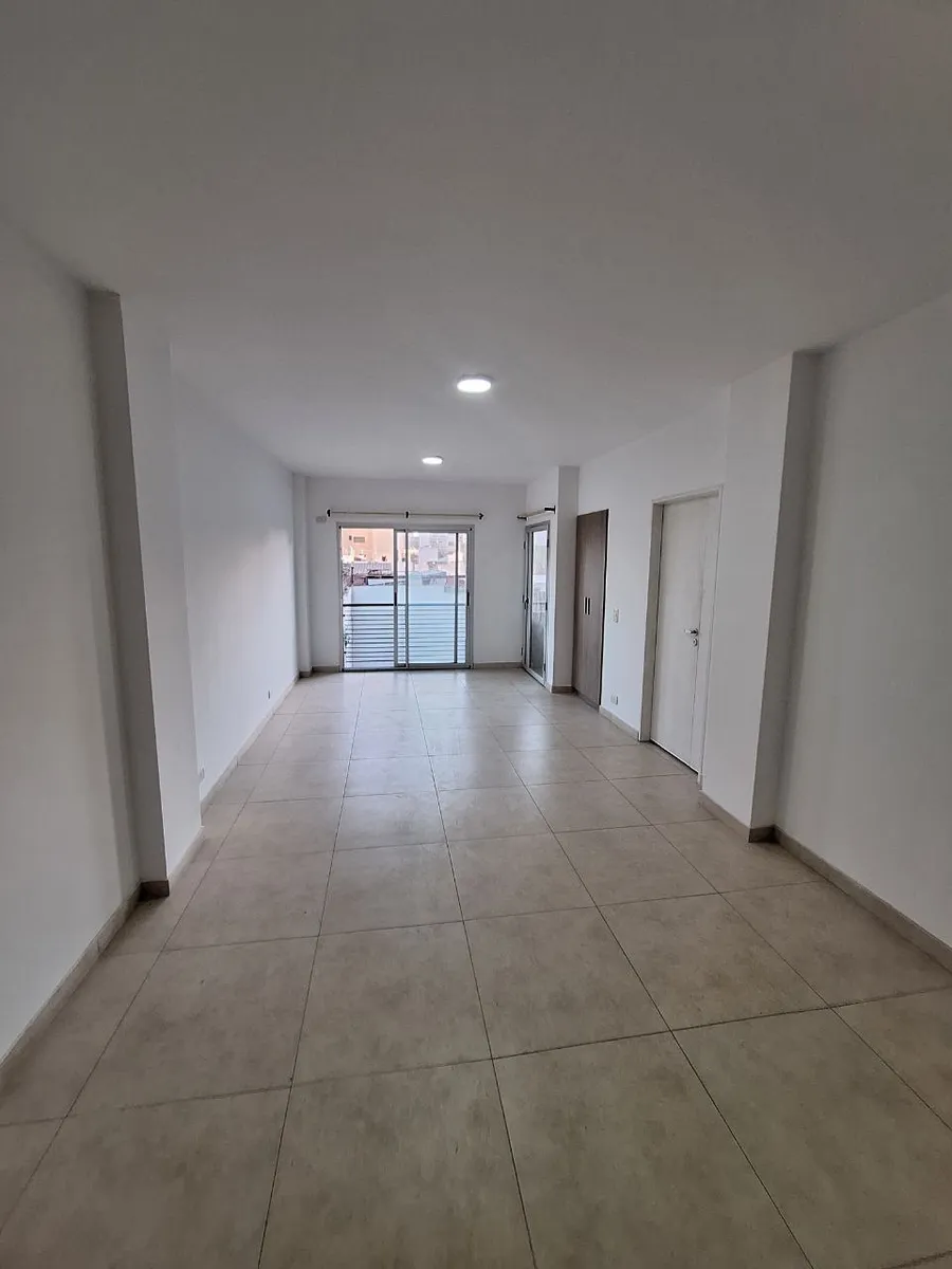 Kitnet novo (nunca habitado) de 1 ambiente em Mataderos