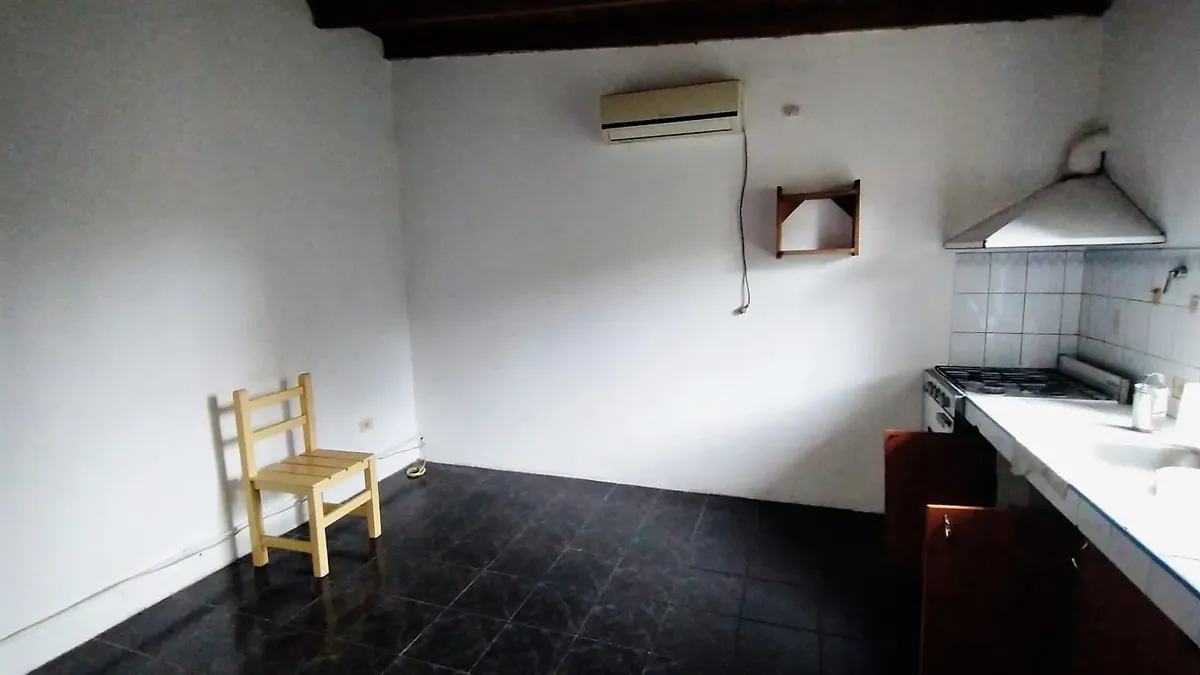 Alquiler Departamento Interno - 2 Ambientes Con Patio - Callao 615 - Merlo - $ 420.000