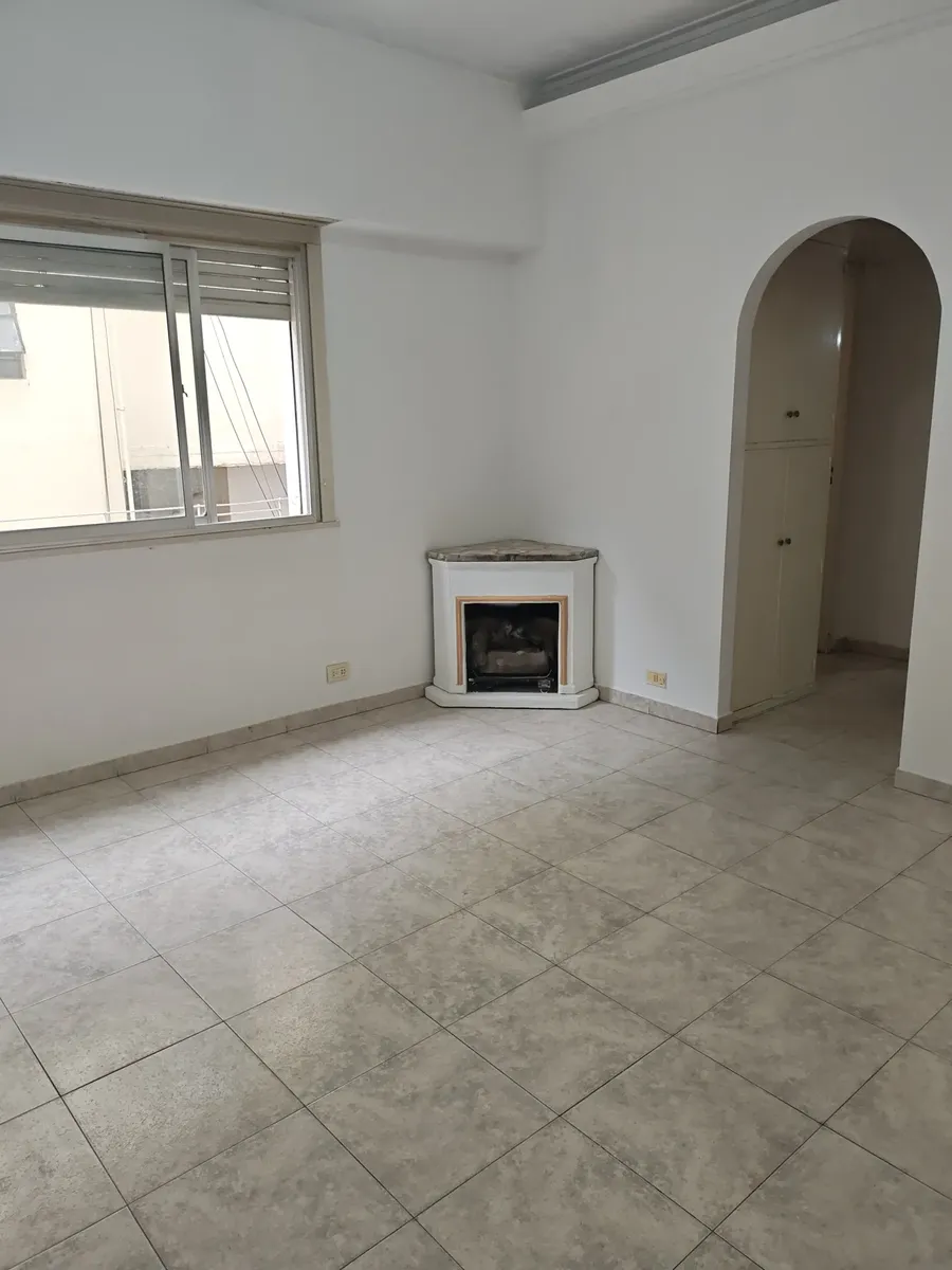 Apartamento de três dormitórios e dois banheiros em Caballito