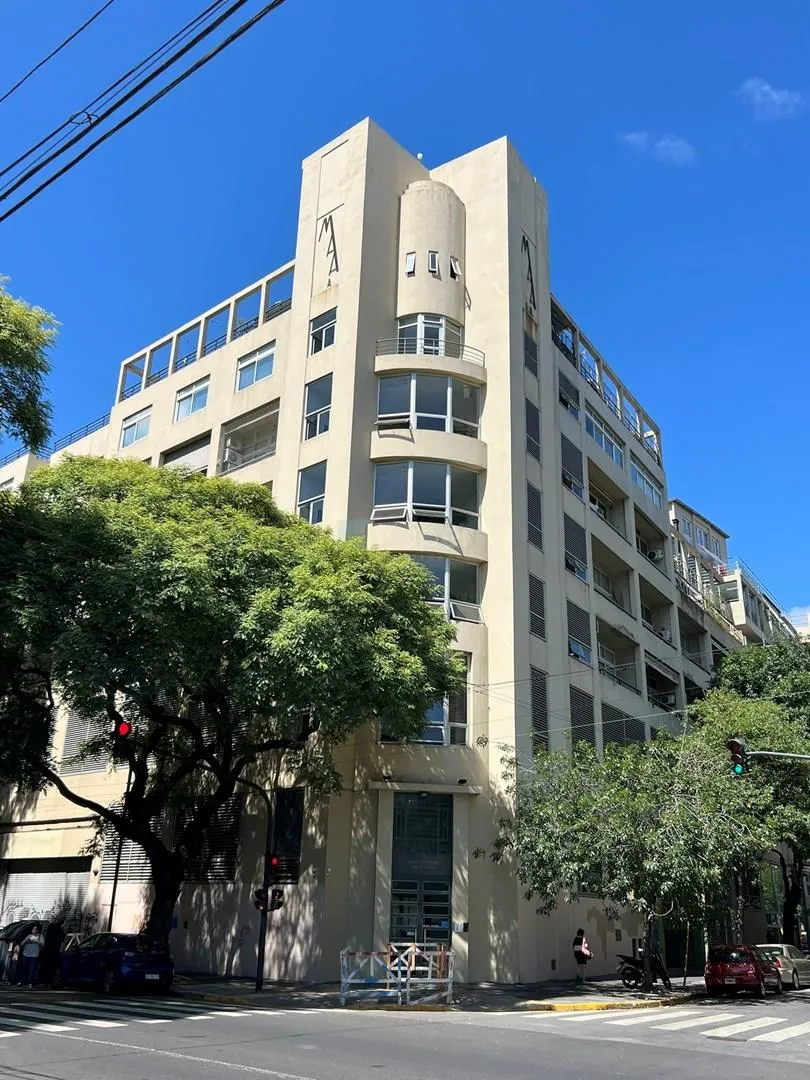 Apartamento mobiliado de 2 ambientes com 1 quarto e varanda em Colegiales
