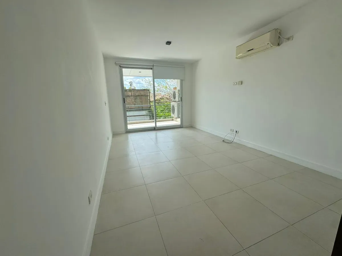 Departamento de 2 ambientes con balcón y parrilla en Tigre