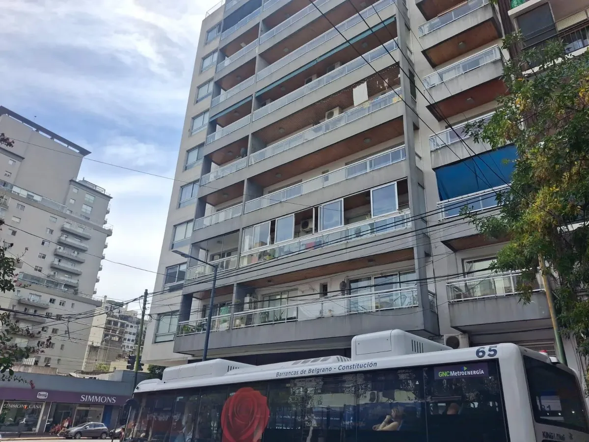 Квартира с 1 спальней и балконом в Villa Crespo с бассейном и общей гостиной