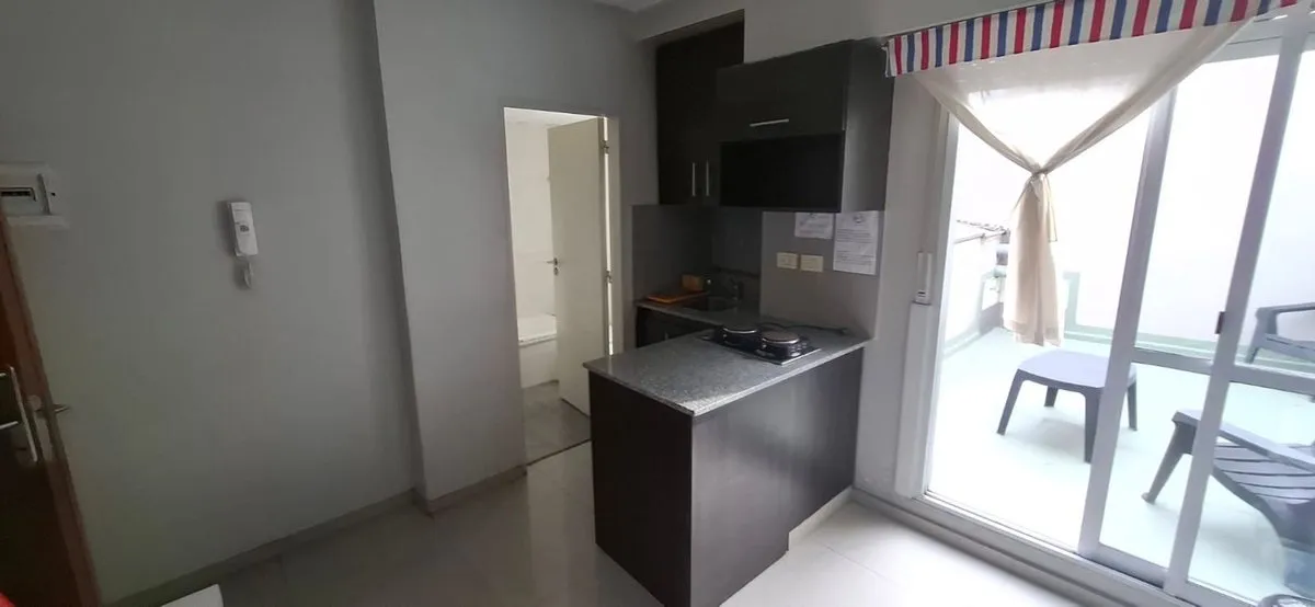 Меблированная квартира-студия в San Telmo с собственной террасой