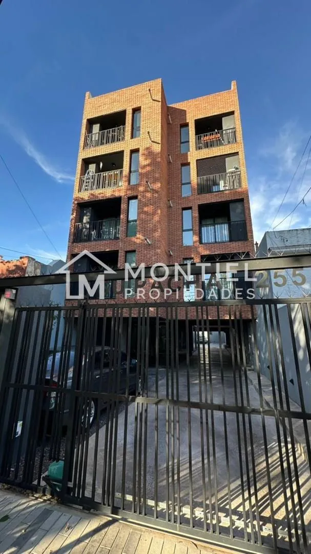 Departamento de 2 ambientes en alquiler en Haedo, Morón
