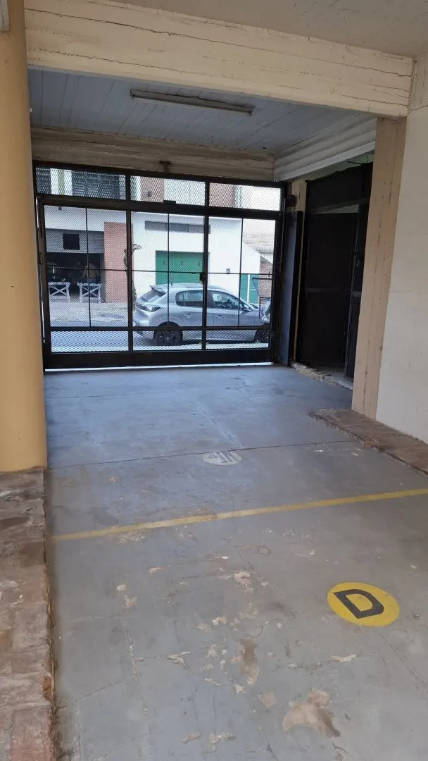 Departamento de 3 ambientes con cochera en La Matanza