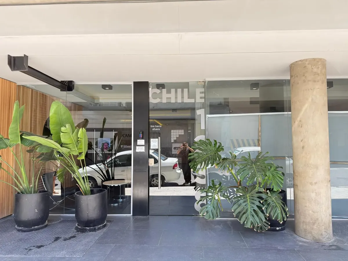 Квартира-студия в Monserrat с балконом и кладовой