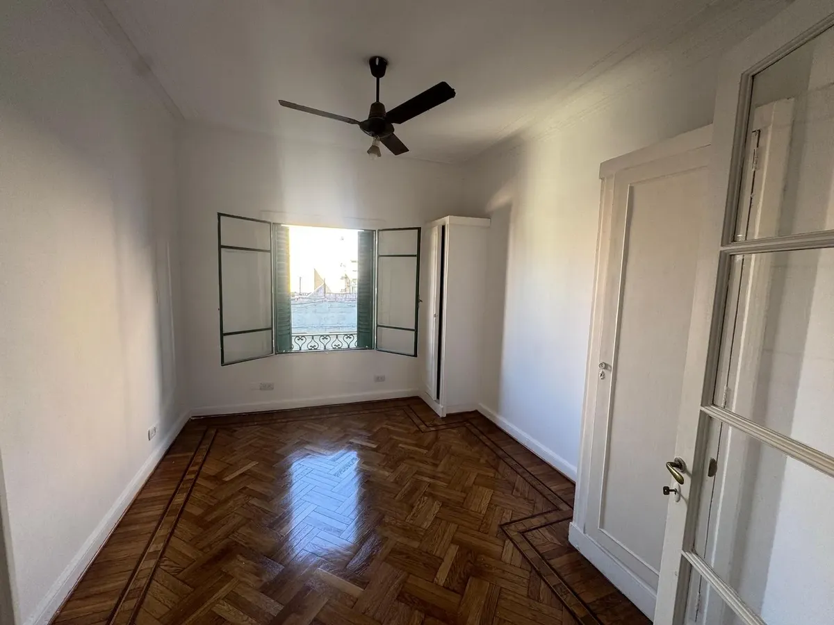 Monoambiente de 1 baño sin muebles en Monserrat