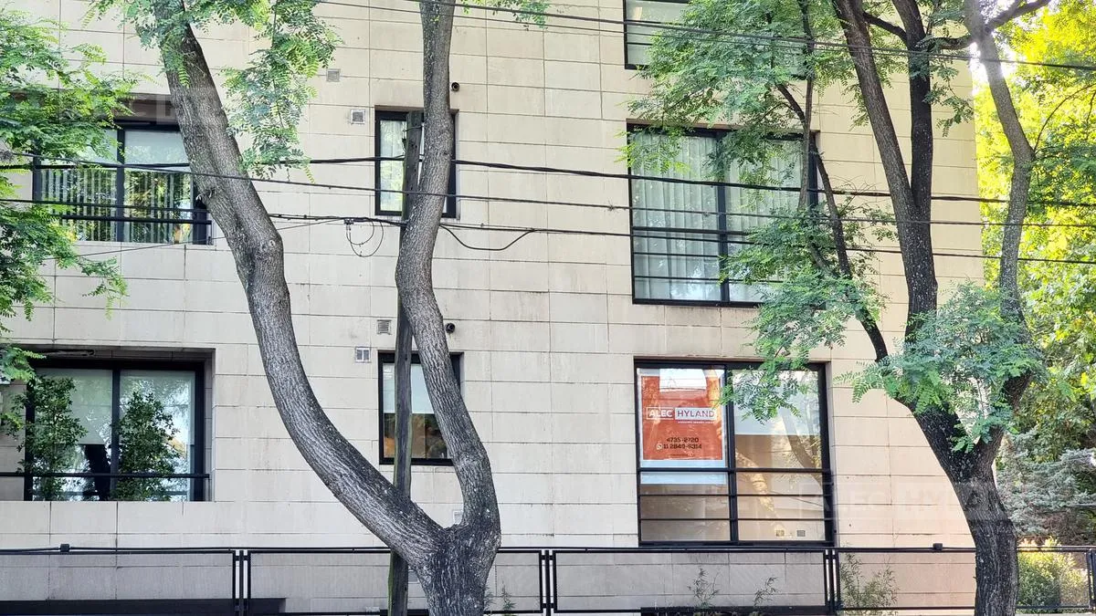 Apartamento de dois ambientes com 1 quarto, piscina e vaga fixa em Martínez