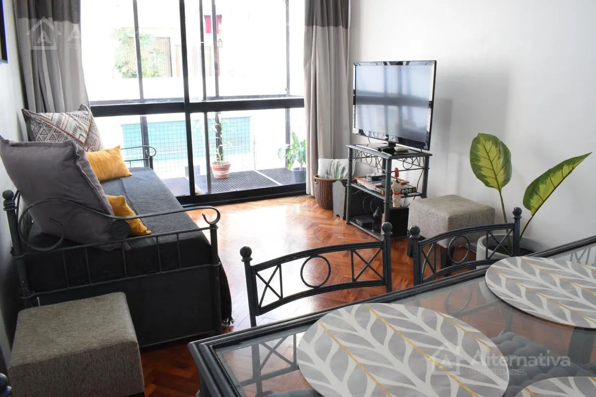 Apartamento de dois ambientes com 1 quarto em Recoleta