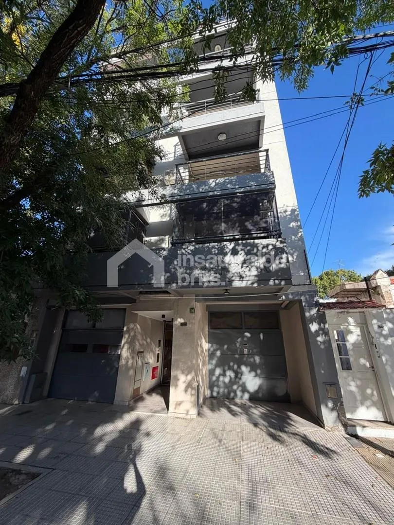 Квартира-студия с балконом в Parque Chas