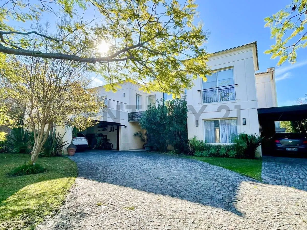 Unfurnished house in Golf Nordelta, Tigre with north orientation