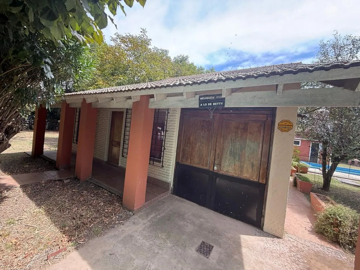 Six-room house in General Rodríguez