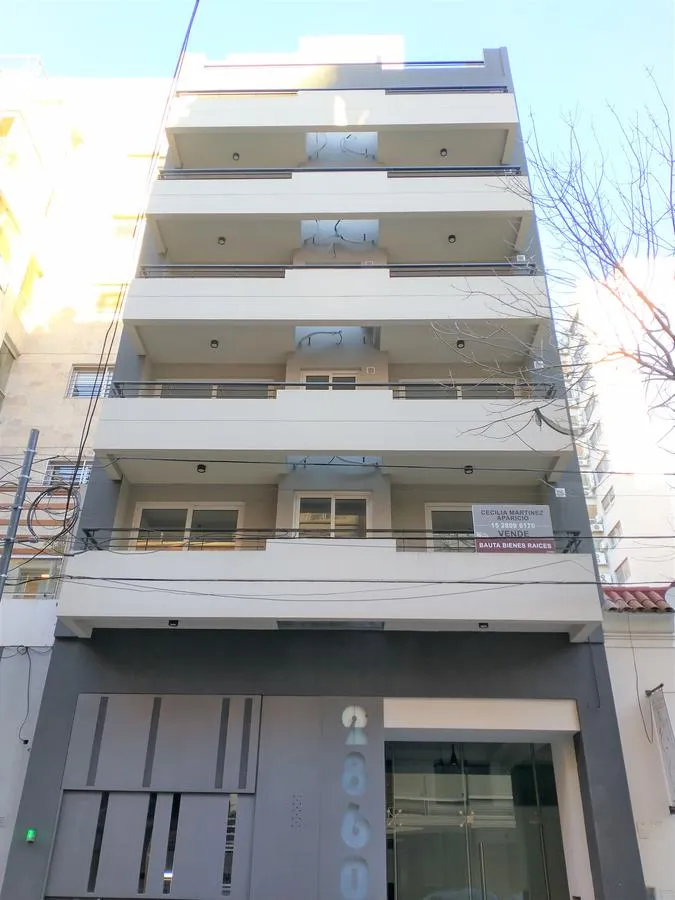 Apartamento de 2 ambientes com vaga de garagem coberta em Belgrano