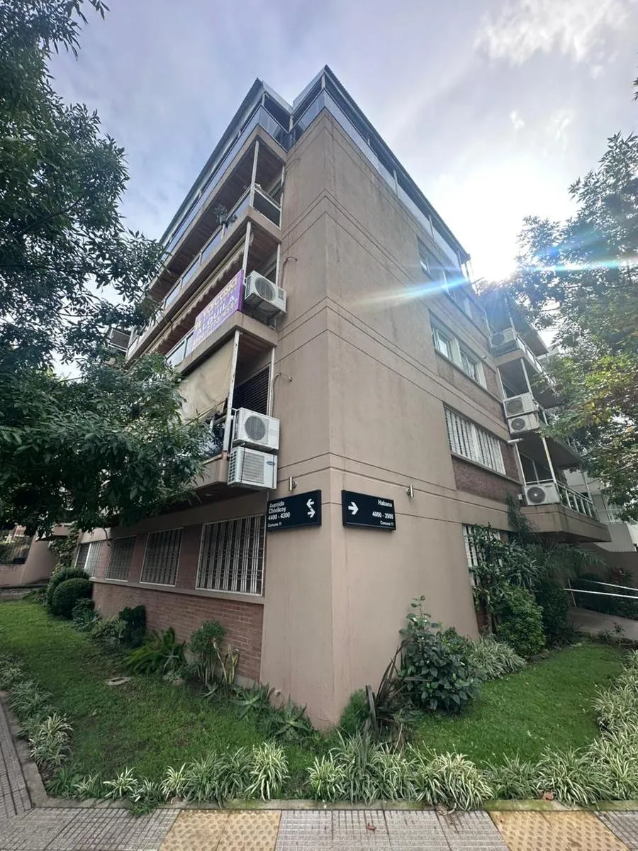 Квартира с 2 спальнями в Villa Devoto с парковочным местом