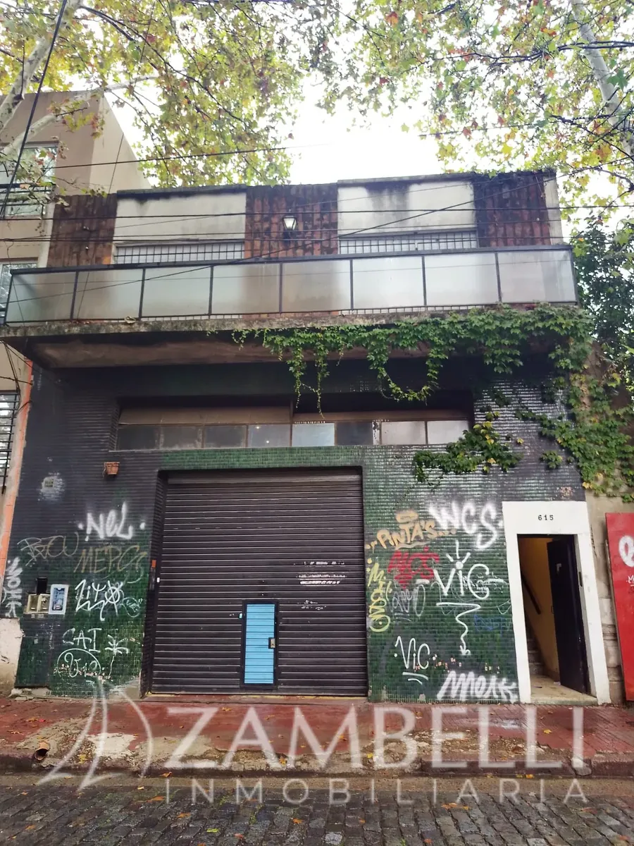 Apartamento de 4 ambientes sem condomínio no 1º andar em San Fernando