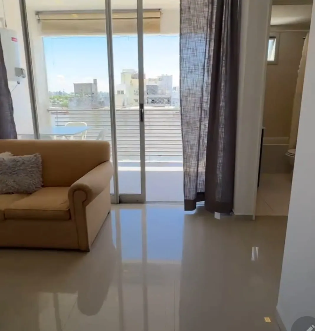 Apartamento mobiliado de 1 dormitório em Villa Santa Rita