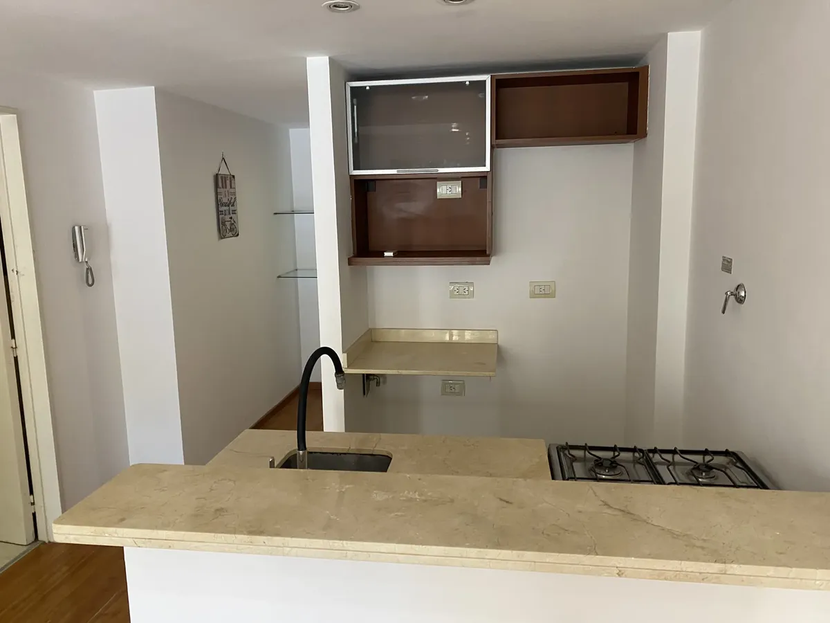 Departamento de 2 ambientes con cochera en Colegiales